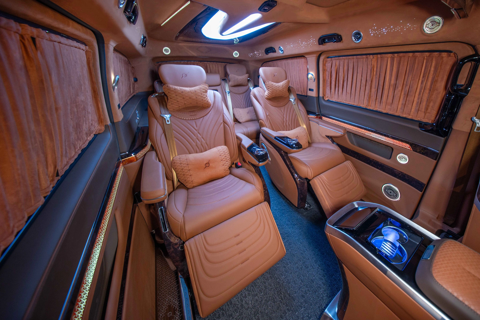Mercedes-Benz Limgene V Class