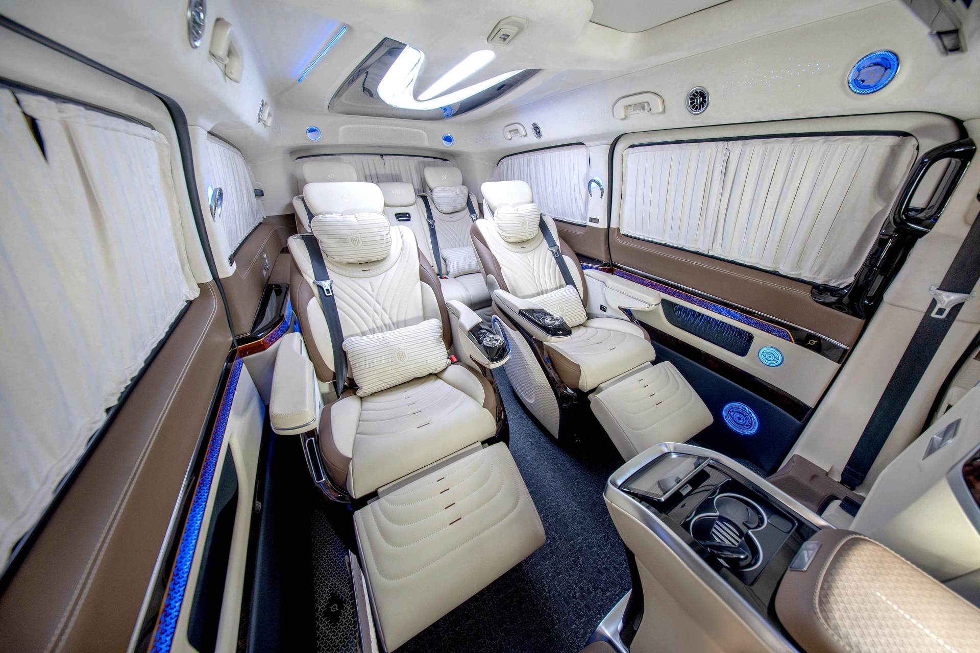 Mercedes-Benz Limgene V Class