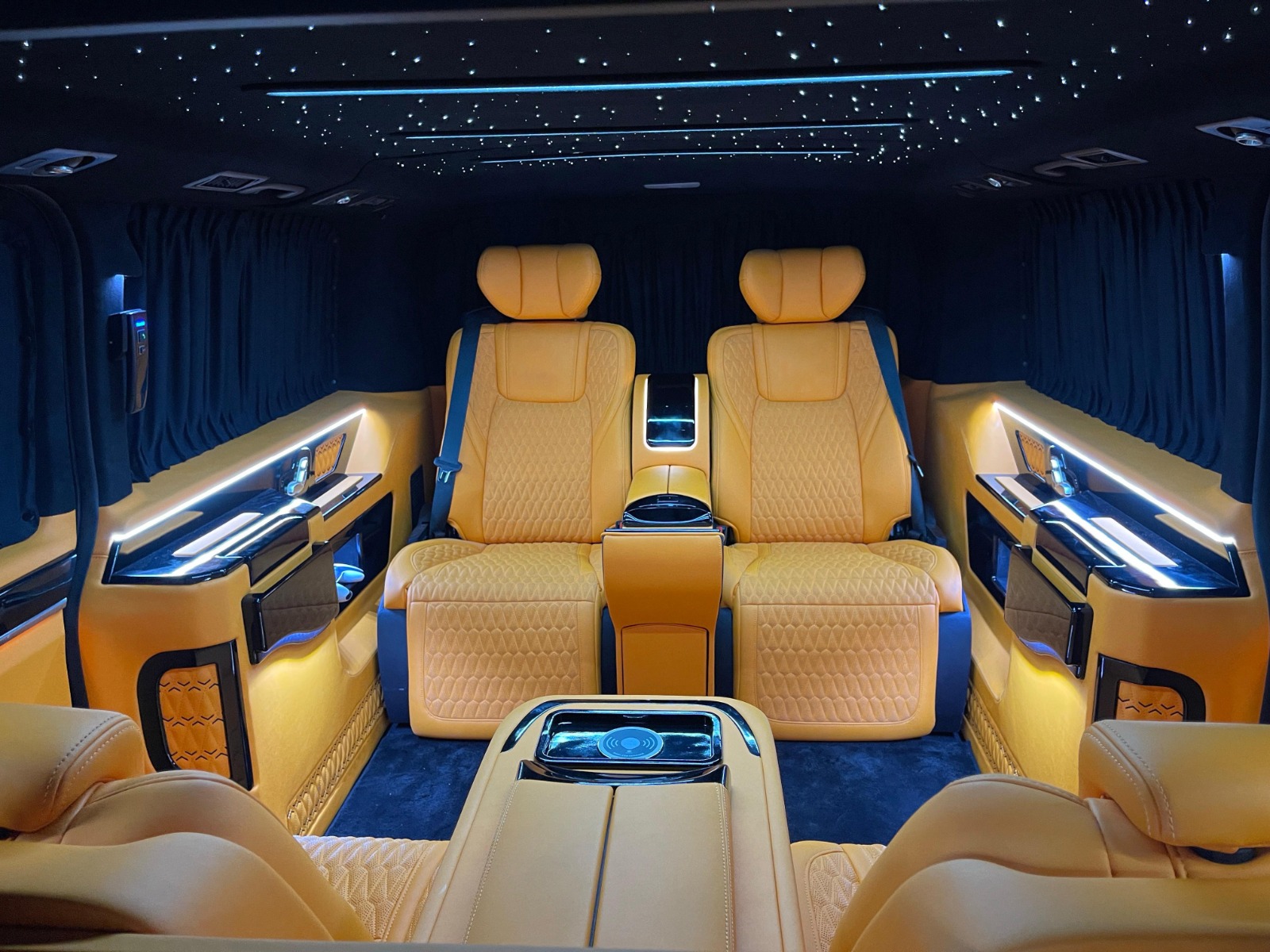 Toyota VIP Granvia